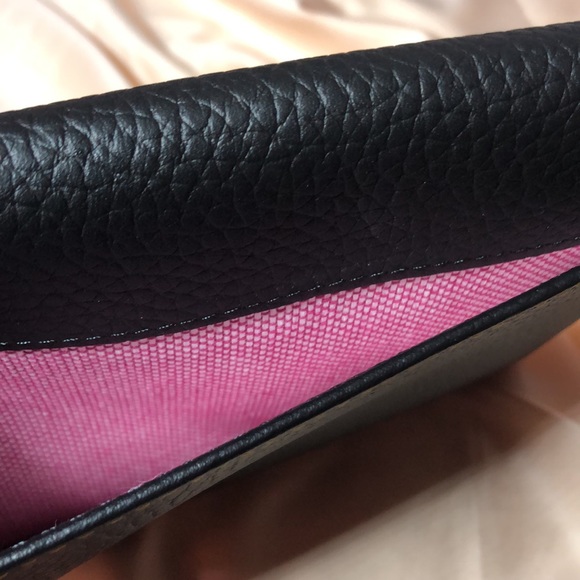 🟥Sold🟥Dooney & Bourke Pouch in Pebble Leather - Picture 6 of 10